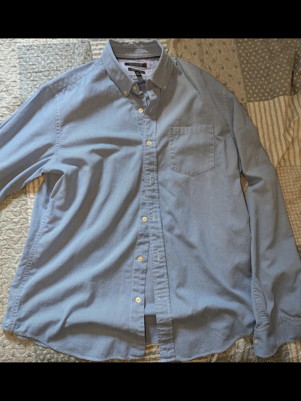 Banana Republic Dress Shirt Size medium preowned